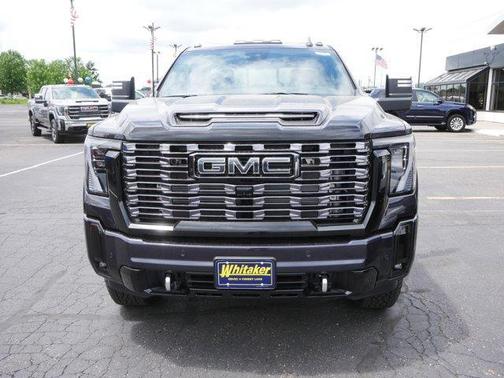 2025 GMC Sierra 3500 Denali