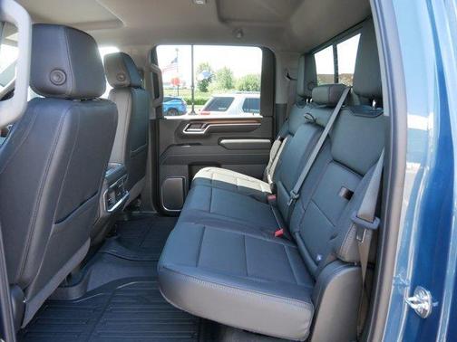 2025 GMC Sierra 3500 Denali