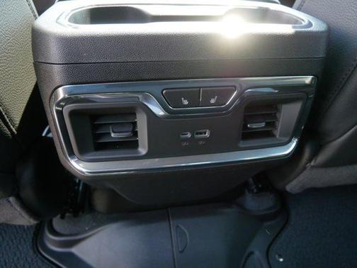 2025 GMC Sierra 3500 Denali