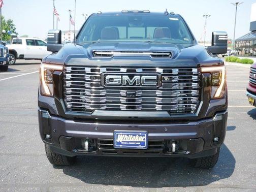 2025 GMC Sierra 3500 Denali