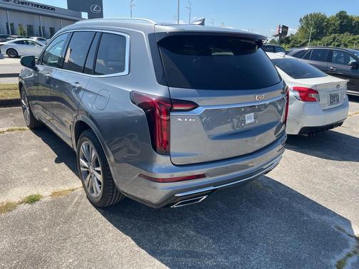 2020 Cadillac XT6 Premium Luxury FWD