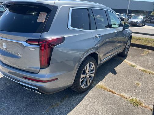 2020 Cadillac XT6 Premium Luxury FWD