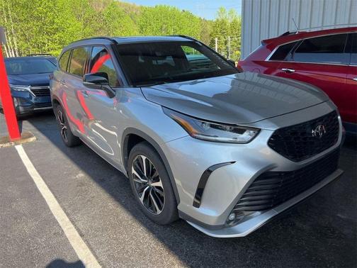 2021 Toyota Highlander XSE