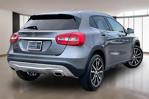 2017 Mercedes-Benz GLA 250 Base