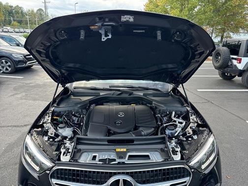 2025 Mercedes-Benz GLC 350e Base 4MATIC