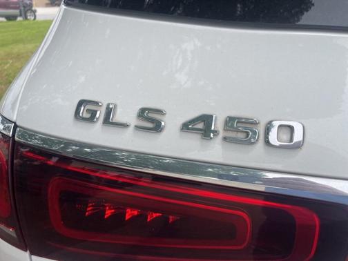 2021 Mercedes-Benz GLS 450 4MATIC