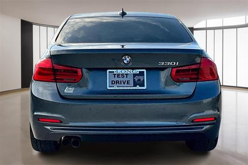 2017 BMW 330 i