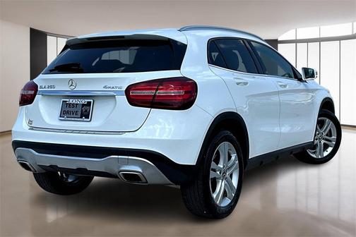 2020 Mercedes-Benz GLA 250 Base 4MATIC