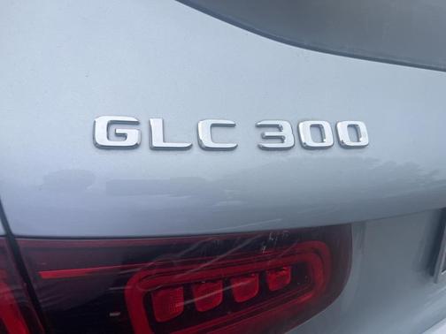 2022 Mercedes-Benz GLC 300 Base 4MATIC