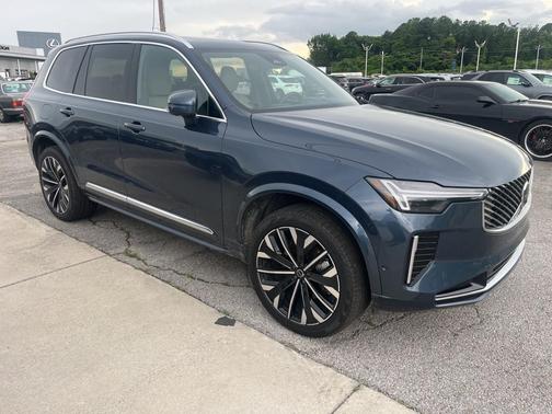 2025 Volvo XC90 B5 ULTRA