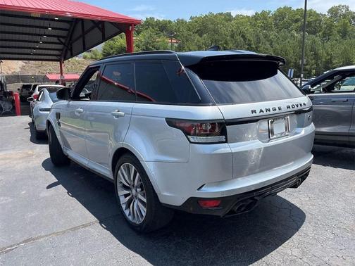 2017 Land Rover Range Rover Sport 5.0L Supercharged SVR
