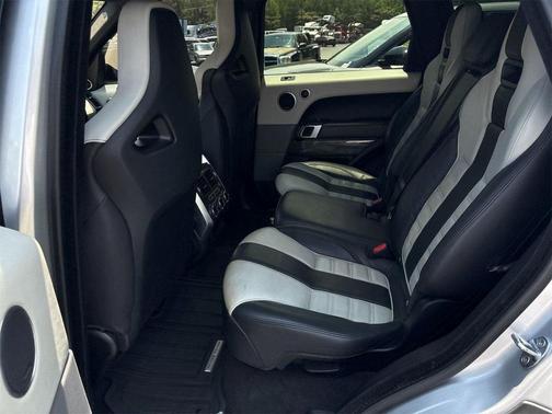 2017 Land Rover Range Rover Sport 5.0L Supercharged SVR