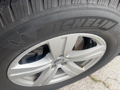 2017 Audi Q7 2.0T Premium Plus