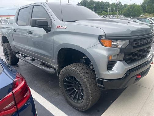 2024 Chevrolet Silverado 1500 Custom Trail Boss