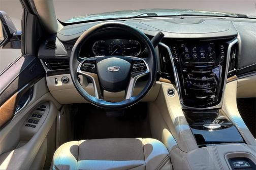 2018 Cadillac Escalade Luxury