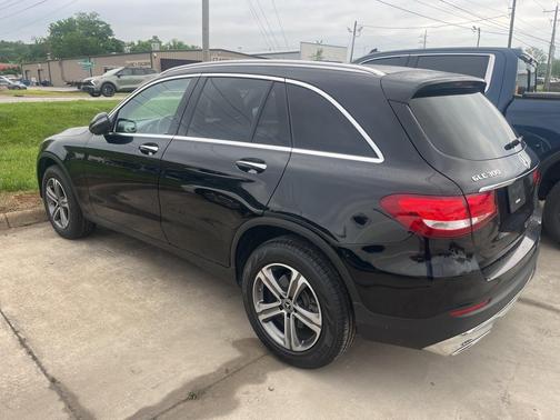 2019 Mercedes-Benz GLC 300 Base