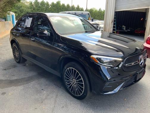 2023 Mercedes-Benz GLC 300 Base