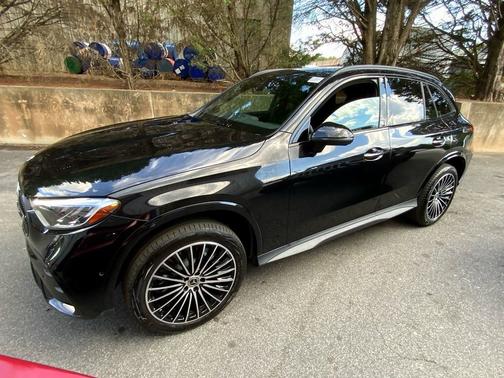 2023 Mercedes-Benz GLC 300 Base