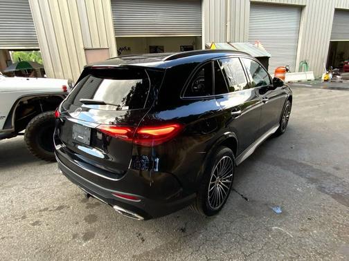 2023 Mercedes-Benz GLC 300 Base