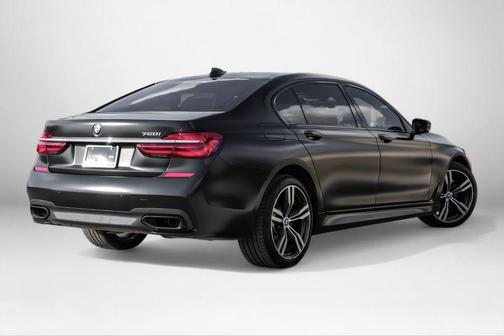 2018 BMW 750 I