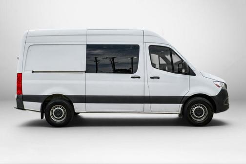 Arctic White 2023 Mercedes-Benz Sprinter 2500 Cargo 144 WB