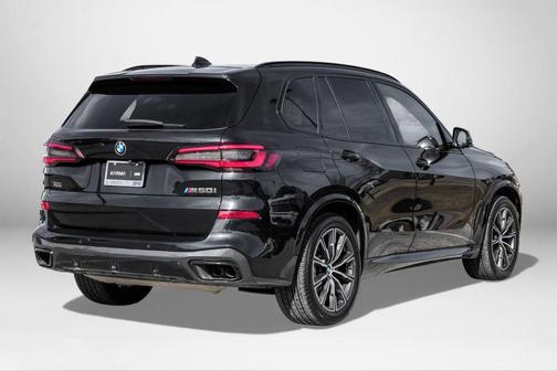 2022 BMW X5 M50i