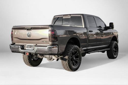 2023 RAM 2500 Tradesman Crew Cab 4x4 6'4' Box