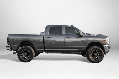 2023 RAM 2500 Tradesman Crew Cab 4x4 6'4' Box