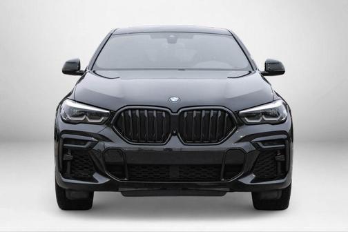 2022 BMW X6 M50i