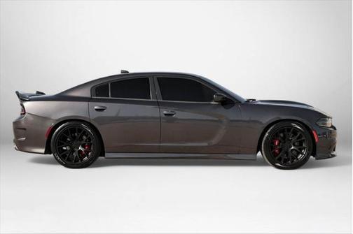 2016 Dodge Charger SRT 392