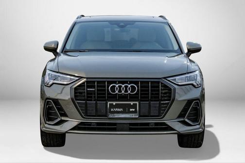 2020 Audi Q3 45 S line Prestige