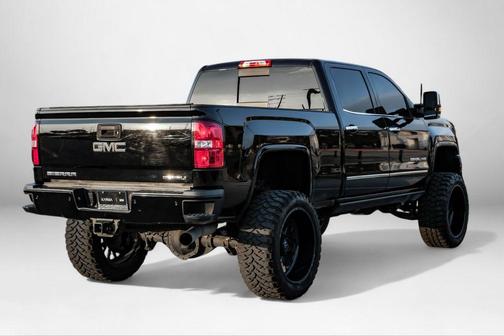 2017 GMC Sierra 2500 Denali