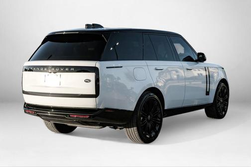 2022 Land Rover Range Rover P400 SE