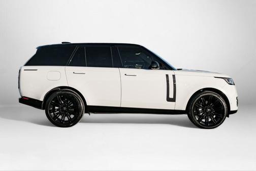2022 Land Rover Range Rover P400 SE