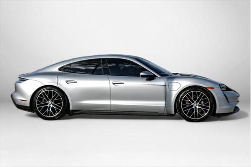 2022 Porsche Taycan Base