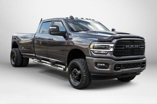 Granite Crystal Metallic Clearcoat 2024 RAM 3500 Laramie Crew Cab 4x4 8' Box