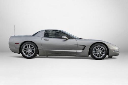 2000 Chevrolet Corvette Base