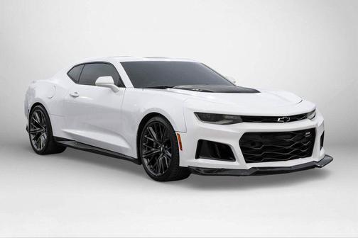 Summit White 2018 Chevrolet Camaro ZL1