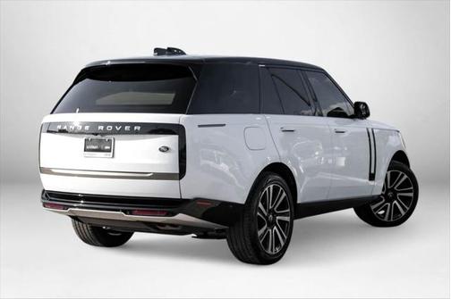 2023 Land Rover Range Rover P530 SE