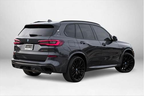2020 BMW X5 M50i