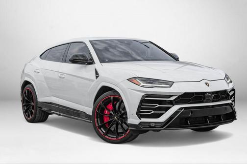 2022 Lamborghini Urus Graphite Capsule