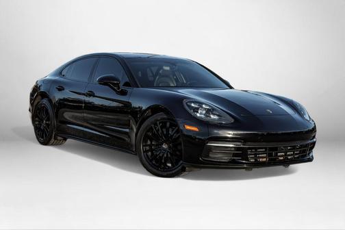 2019 Porsche Panamera 4