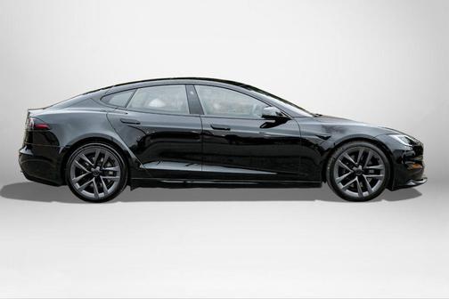 2022 Tesla Model S Base