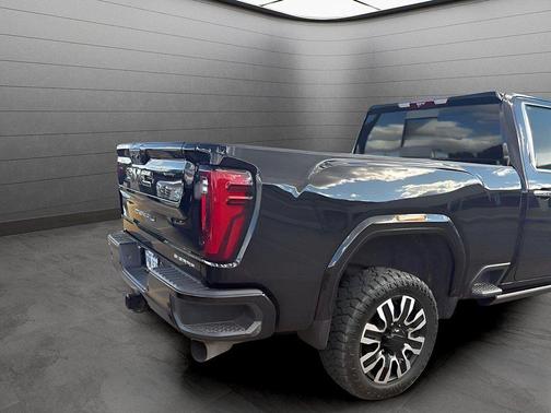 Onyx Black 2024 GMC Sierra 3500 Denali