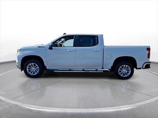 Summit White 2026 Chevrolet Silverado 1500 LT
