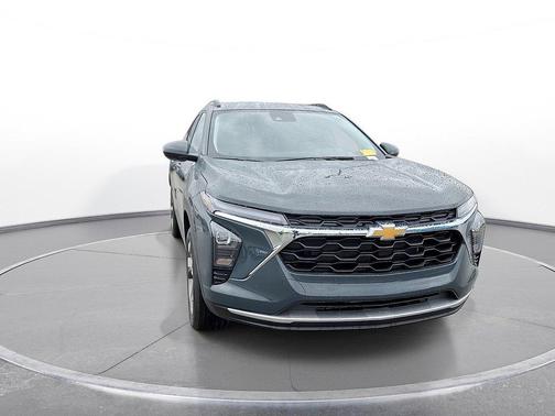 Cypress Gray 2026 Chevrolet Trax LT