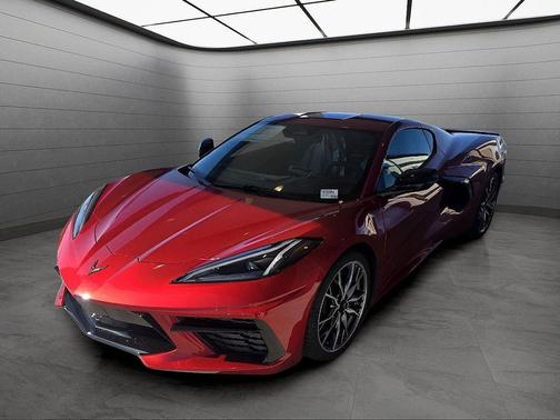 Red Mist Metallic Tintcoat 2026 Chevrolet Corvette Stingray w/1LT