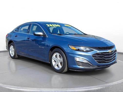 Lakeshore Blue Metallic 2025 Chevrolet Malibu 1LS