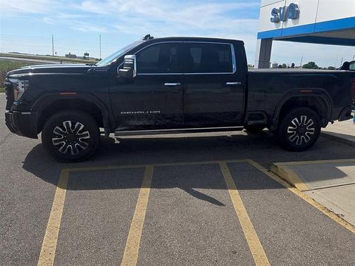 Onyx Black 2025 GMC Sierra 3500 Denali