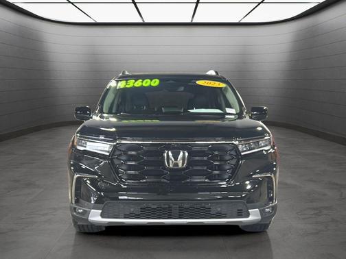 2023 Honda Pilot AWD Elite